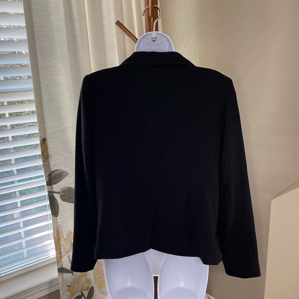 Cynthia Rowley Printed Lining Black Flowy Blazer Size M - Picture 2 of 3